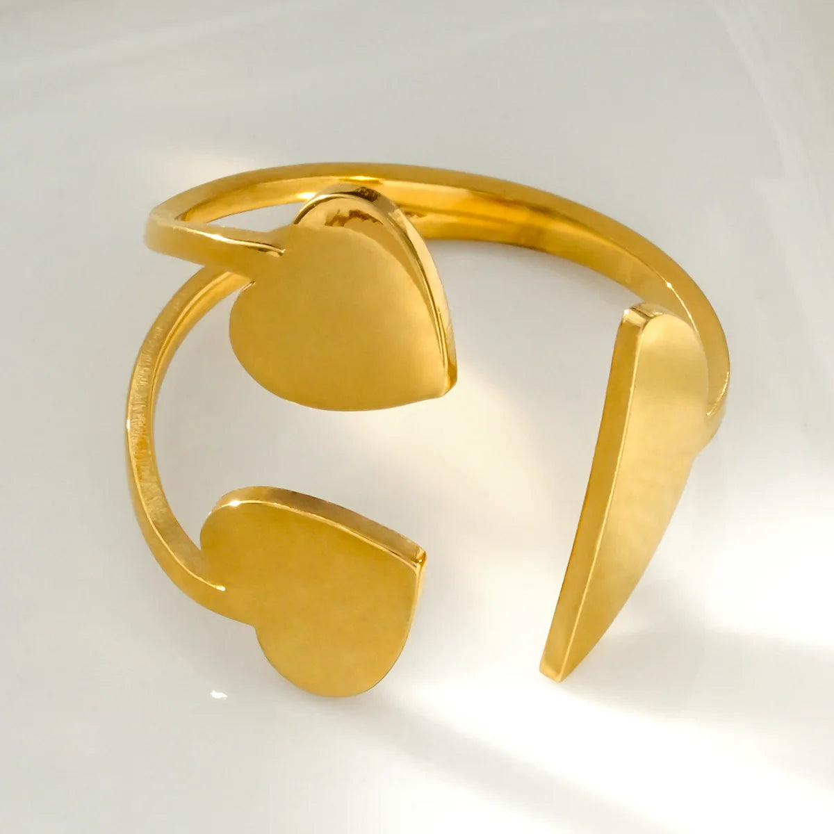 Bague Laia dorée cœurs ajustable