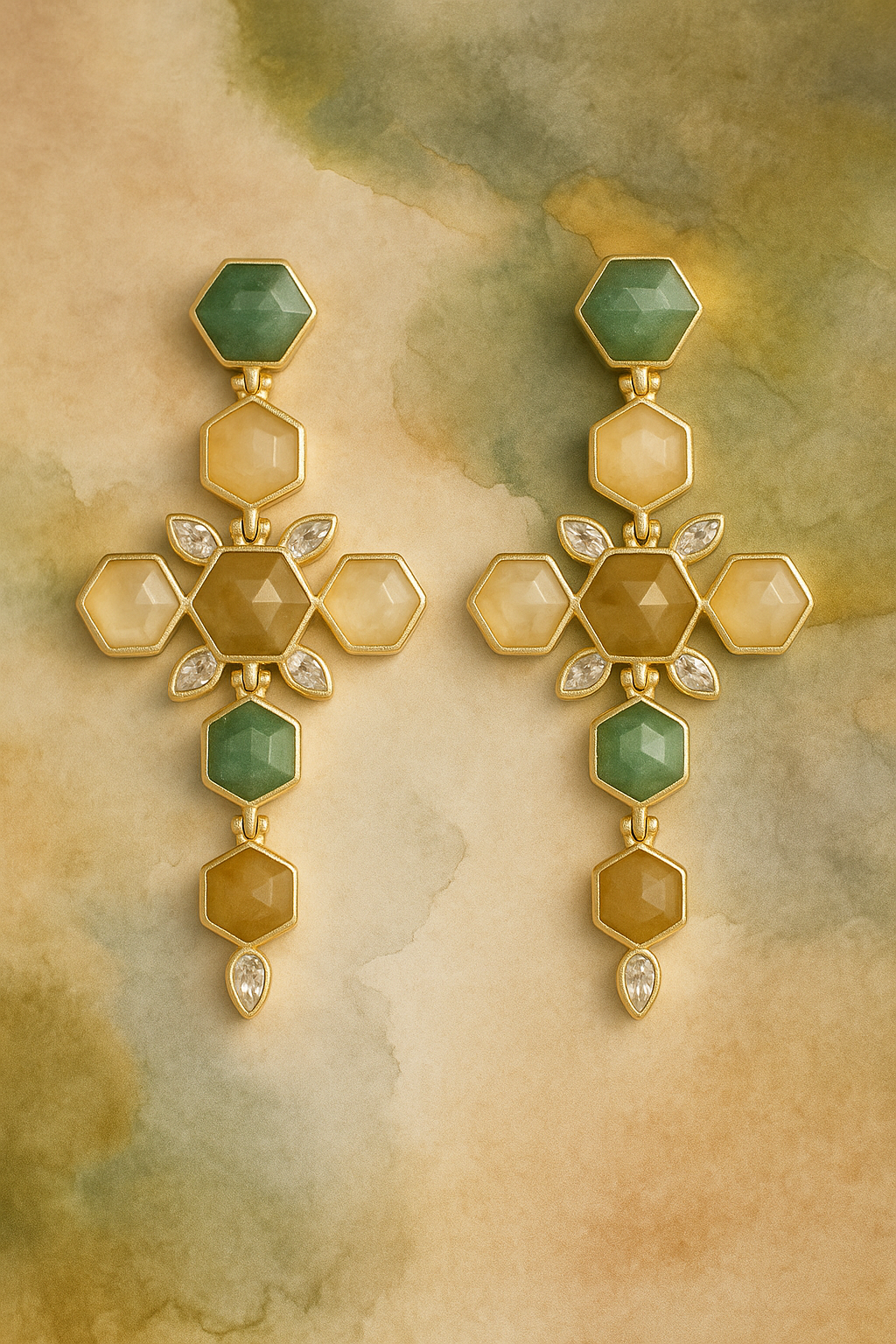 Boucles d’oreilles pierres naturelles dorées croix Hydra
