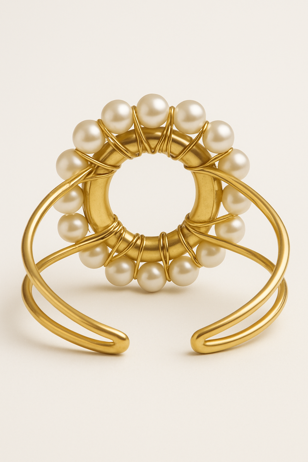 Bague Esme doré et cercle perles