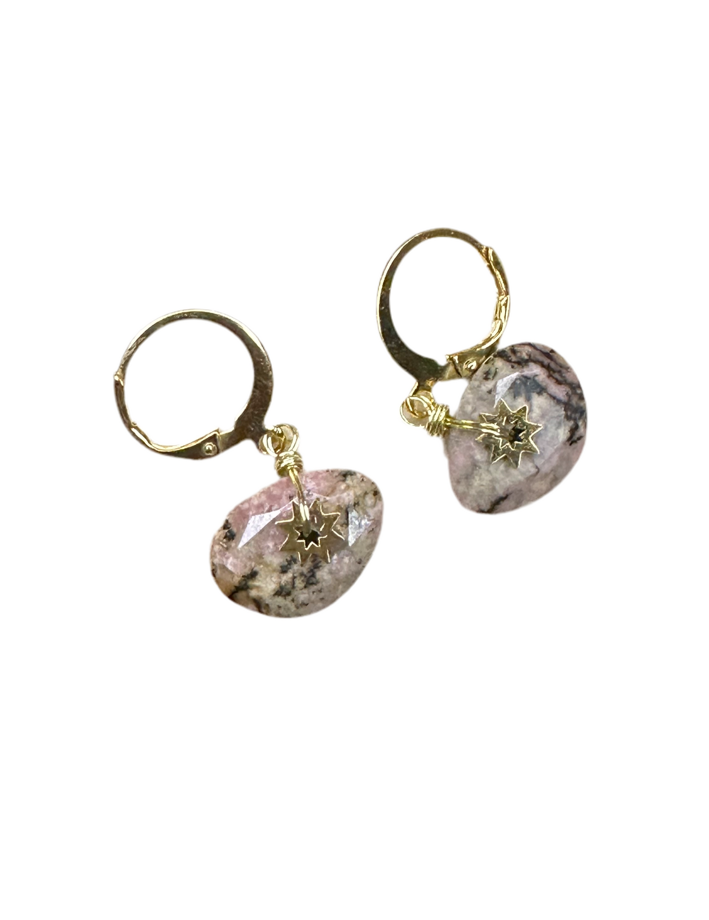 Boucles d’oreilles Inaya dorées et pierres naturelles