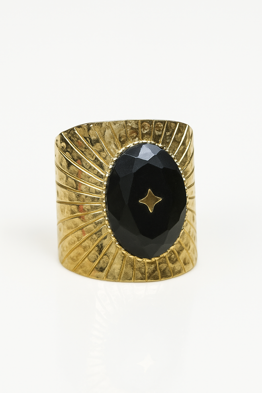 Bague Dona dorée et pierre naturelle noire