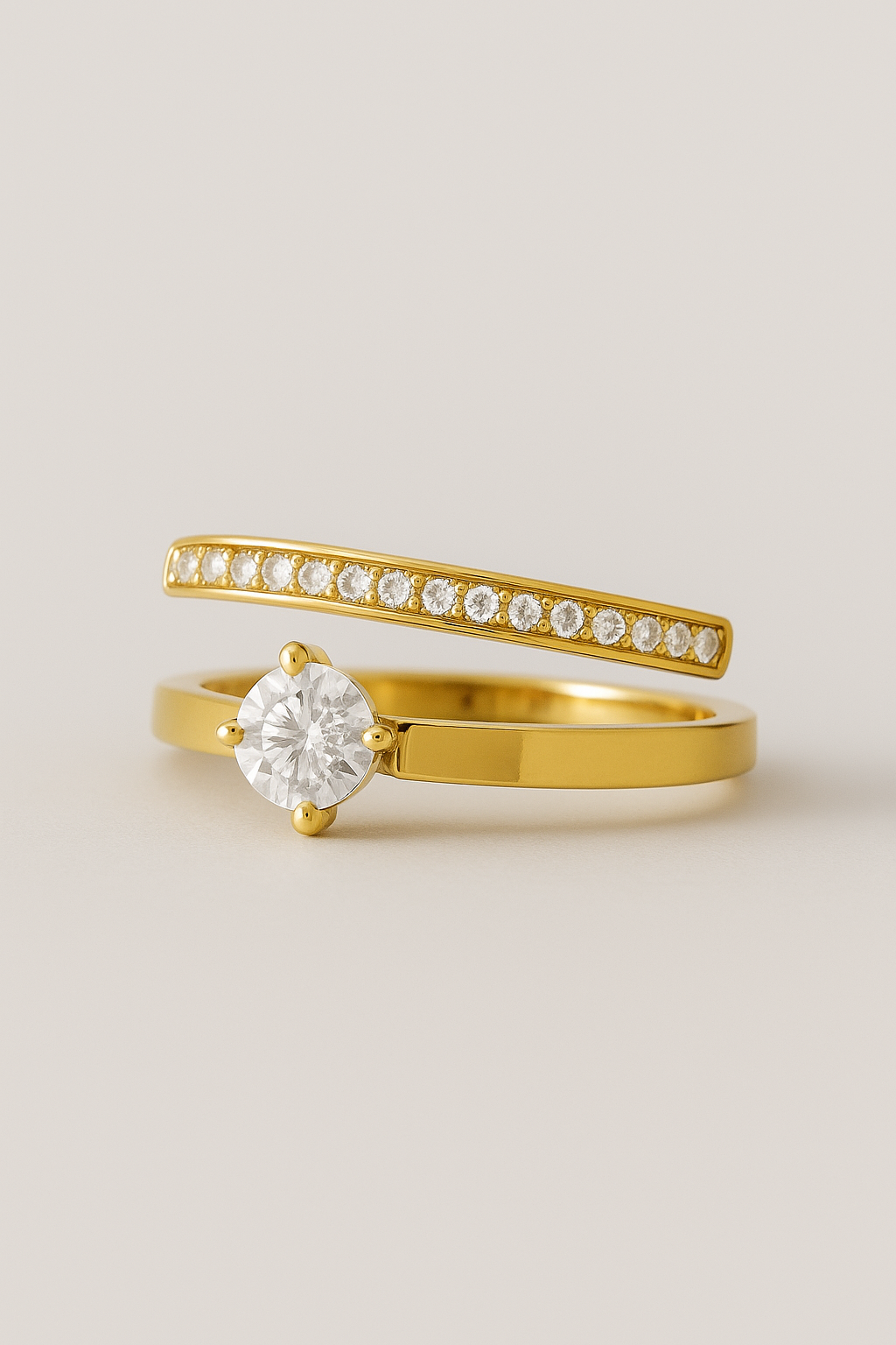 Bague Prisca double anneau décalé strass diamants