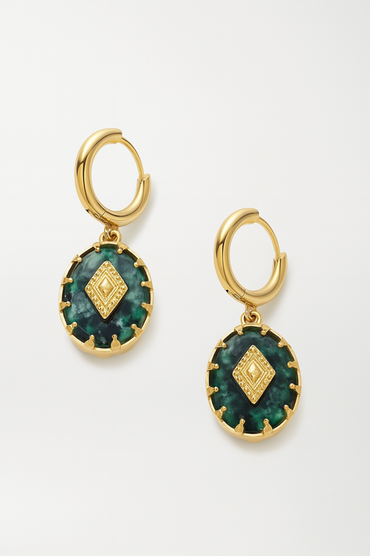 Boucles d’oreilles dorées pendantes avec pierres naturelle. Acier inoxydable doré